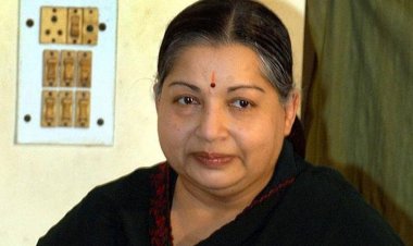  জয়ললিতার মৃত্যু : সাবেক স্বাস্থ্যমন্ত্রীকে দায়ী করে প্রতিবেদন