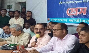 খুলনায় গয়েশ্বরের অবস্থানরত বাসায় পুলিশের অভিযান: আটক ১৩