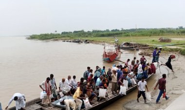 যেখানে চলাচলের একমাত্র ভরসা নৌকা