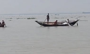 পদ্মা-মেঘনায় চলছে ‘চোর-পুলিশ খেলা’