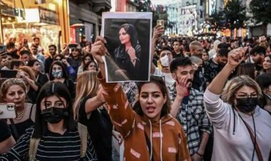  ইরানের নারীদের সমর্থনে যুক্তরাষ্ট্র, জার্মানিতেও বিক্ষোভ