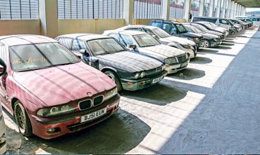 ১১৪ কোটি টাকার গাড়ি নিলামে সাড়ে ১২ কোটিতে বিক্রি