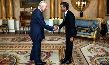 ঋষি সুনাককে প্রধানমন্ত্রী নিয়োগ দিলেন রাজা চার্লস