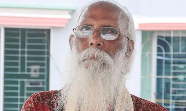 সরকারকে এক মাস সময় দিলেন নির্মলেন্দু গুণ 