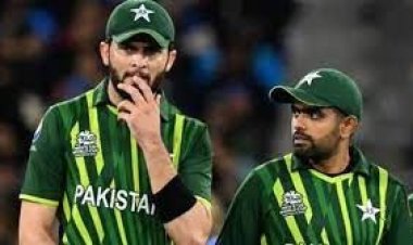 ৪ পেসার খেলাবেন বাবর আজম