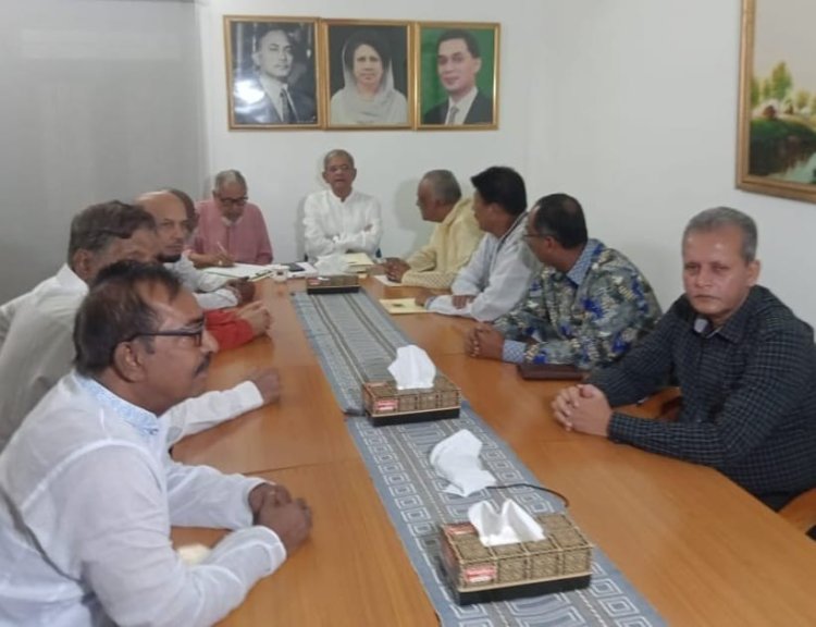 খালেদা জিয়ার নেতৃত্বেই সরকার হটানোর যুগপত আন্দোলন: মির্জা ফখরুল