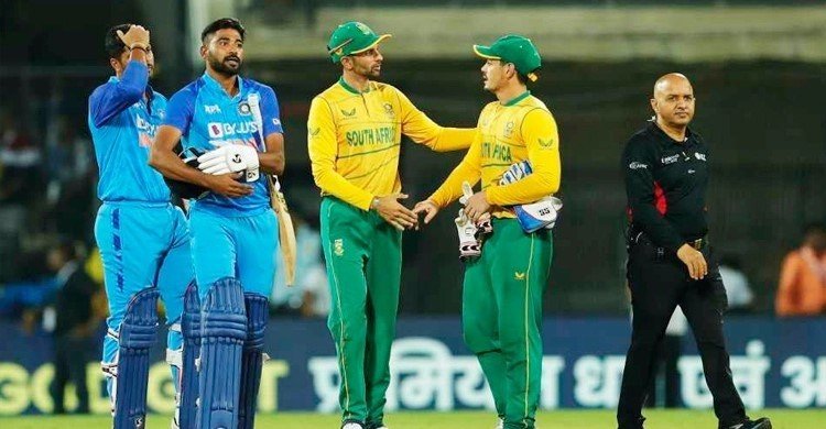 রুশোর সেঞ্চুরিতে ভারতকে হারিয়েছে প্রোটিয়ারা