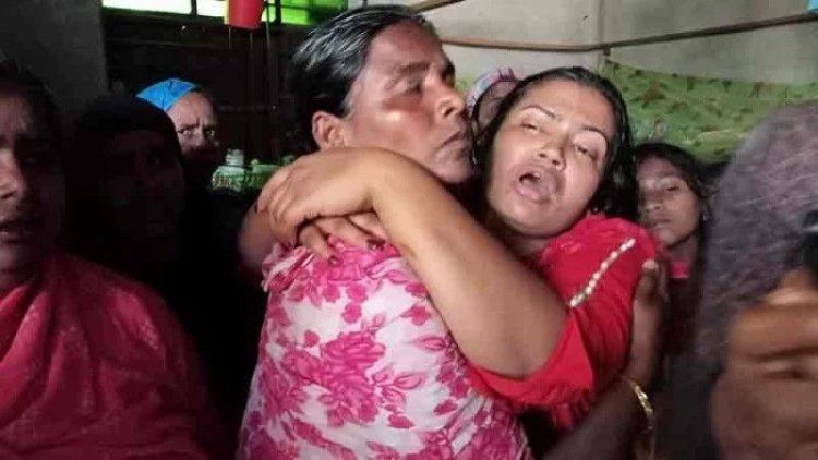 কুমিল্লায় ট্রেনের ছাদ থেকে পড়ে আহত ছাত্রের মৃত্যু