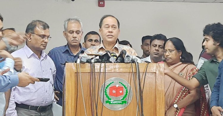 সুশৃঙ্খলভাবে জেলা পরিষদ নির্বাচন অনুষ্ঠিত হয়েছে : সিইসি