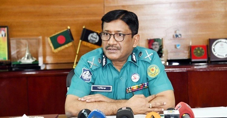 অবসরে যাচ্ছেন ডিএমপি কমিশনার শফিকুল