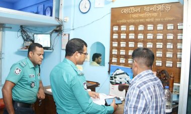 বরিশালে হোটেলে হোটেলে যাচ্ছে পুলিশ, টার্গেট বিএনপির সমাবেশ?