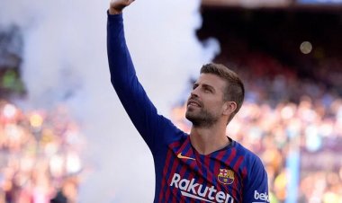 ফুটবলকে বিদায় বলে দিলেন জেরার্ড পিকে