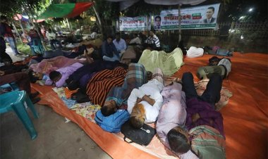সমাবেশস্থলে হাজার হাজার নেতাকর্মী, রাত কাটালেন খোলা আকাশের নীচে