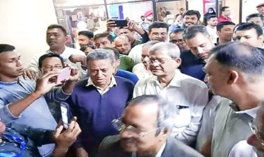 বরিশালে পৌঁছেছেন মির্জা ফখরুলসহ কেন্দ্রীয় নেতারা