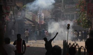 ওবায়দুল কাদেরের বক্তব্য চলাকালে দুই এমপির সমর্থকদের মধ্যে সংঘর্ষ