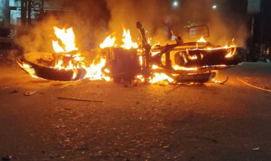 সিলেটে ছাত্রলীগ-ছাত্রদল পাল্টাপাল্টি ধাওয়া, মোটরসাইকেলে আগুন