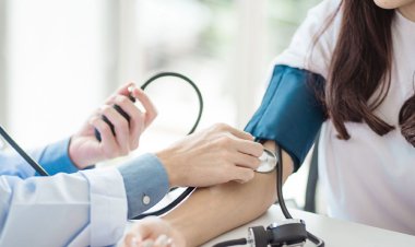 উচ্চ রক্তচাপ নিয়ন্ত্রণে ঘরোয়া উপায়