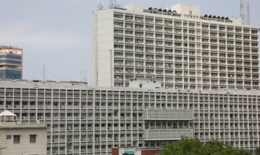 সচিবালয়ে প্রবেশে ফি নির্ধারণের প্রস্তাব