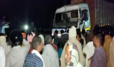 বিহারে ধর্মীয় শোভাযাত্রায় ট্রাকের ধাক্কা, নিহত ১২