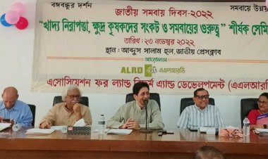 টাকা ছাপিয়েও মেগা প্রকল্পের ঋণ শোধ করা যাবে না: আবুল বারকাত