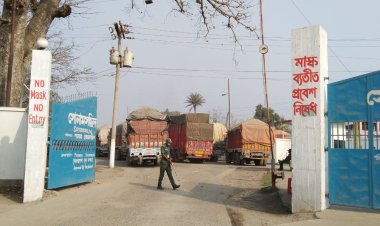 সোনামসজিদ স্থলবন্দরে কমেছে পণ্য আমদানি