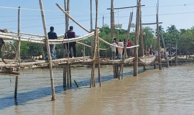 কপোতাক্ষ নদের ওপর একটি সেতুর দাবি ১০ গ্রামের মানুষের