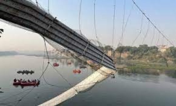 গুজরাটে সেতু ভেঙে পড়ার ঘটনায় ৯ জন গ্রেপ্তার