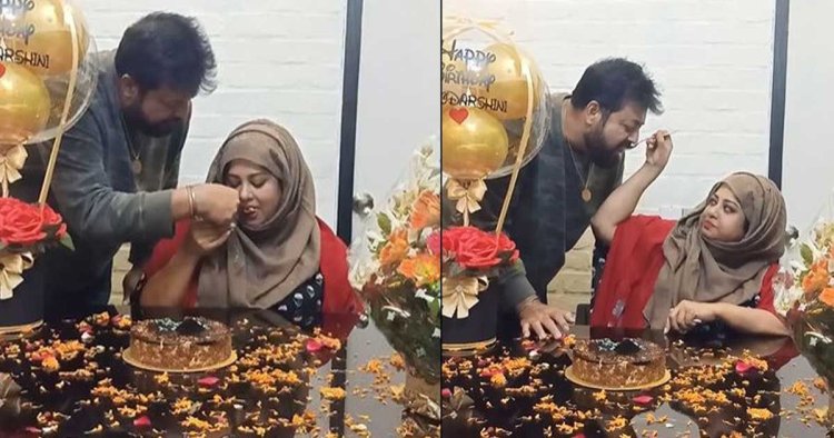 মৌসুমীর জন্মদিনের প্রথম প্রহরে কেক কাটলেন ওমর সানি