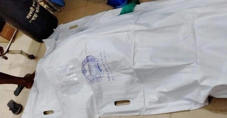 বরিশালে বিএনপি নেতার স্ত্রীকে কুপিয়ে হত্যা