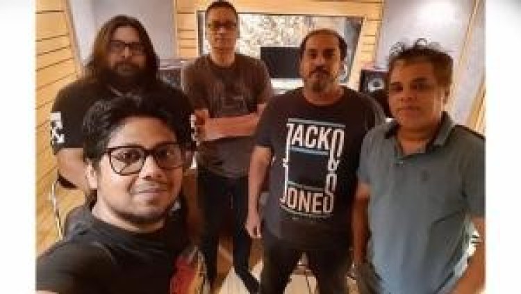 আবারও ভারত মাতাতে যাচ্ছে ‘শিরোনামহীন’