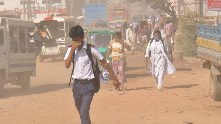 বায়ু দূষণে শীর্ষ অবস্থানের কাছাকাছি ঢাকা