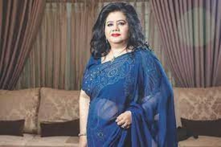 রুনা লায়লার জন্মদিনে উপলক্ষে গাইলেন তারা