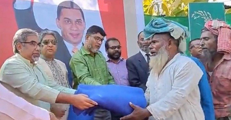 সরকার দেশকে খাদের কিনারে নিয়ে গেছে: প্রিন্স