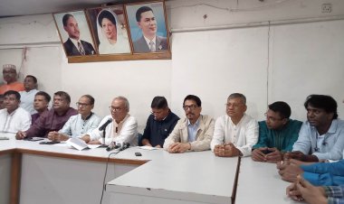 রাজনৈতিক দলের গণতান্ত্রিক অধিকারের বিরুদ্ধে সরাসরি হস্তক্ষেপ করছে পুলিশ: রিজভী