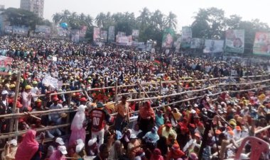 রাজশাহীর ঐতিহাসিক মাদরাসা মাঠ যেন জনসমুদ্র