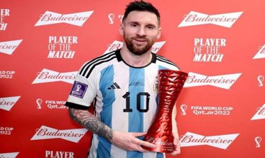  রোনালদোকে টপকে আরও এক রেকর্ড মেসির