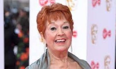  চলে গেলেন ব্রিটিশ অভিনেত্রী রুথ ম্যাডক