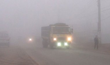 ঘন কুয়াশার মধ্যে বাসচাপায় নিহত ৪