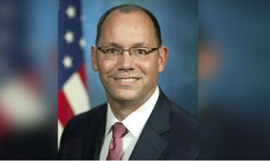 বিশ্বজুড়ে সাংবাদিকতা বিপজ্জনক হয়ে উঠছে : মার্কিন রাষ্ট্রদূত