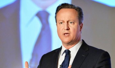  শিক্ষকতা পেশায় সাবেক ব্রিটিশ প্রধানমন্ত্রী ক্যামেরুন