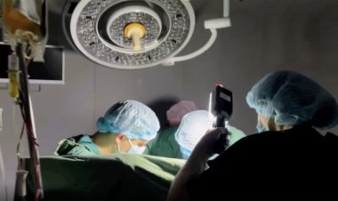  রাশিয়ার হামলা: বিদ্যুৎ সরবরাহ ঠিক করার আপ্রাণ চেষ্টায় ইউক্রেন