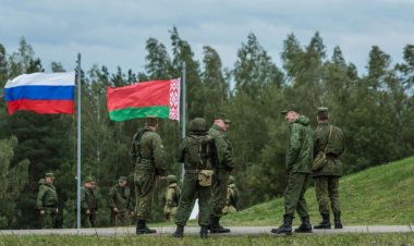  হামলার আশঙ্কায় বেলারুশ সীমান্তে নিরাপত্তা বাড়াচ্ছে ইউক্রেন