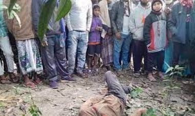 মাঠ থেকে যুবকের মরদেহ উদ্ধার, শরীরে আঘাতের চিহ্ন