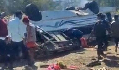 ভারতে ভয়াবহ দুর্ঘটনার কবলে স্কুলবাস, ১৫ শিক্ষার্থী নিহত