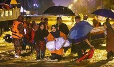  মালয়েশিয়ায় বন্যায় ৫ মৃত্যু, ৭০ হাজারের বেশি মানুষ আশ্রয়কেন্দ্রে