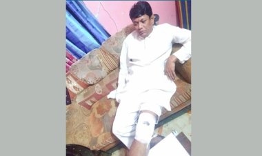 গাজীপুর সিটি কাউন্সিলরের পা ভেঙ্গে দিল পুলিশ : আটক ৩০