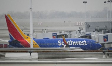  শীতকালীন ঝড়: যুক্তরাষ্ট্রজুড়ে আরও ২৭০০ ফ্লাইট বাতিল