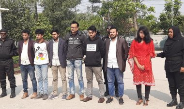 ফেসবুকে ভুয়া বিজ্ঞাপন দিয়ে প্রতারণা, গ্রেপ্তার ৭