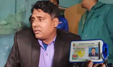 রংপুরে ভুয়া প্রিসাইডিং কর্মকর্তা আটক
