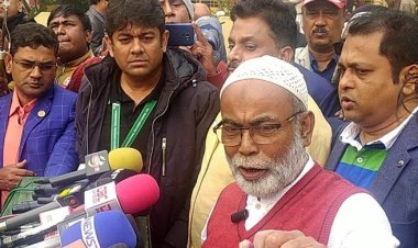 দুবারের চেষ্টায় ভোট, ইভিএম নিয়ে ক্ষোভ মোস্তফার